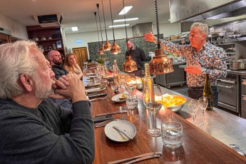 Im Penobscot Restaurant entfaltet sich hinter Kupfertöpfen und Flammen das Theater der Küche. Chef Warrick Duthy führt seine Gäste durch ein 10-Gänge-Menü.