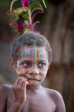 Ein Kind des Dorfes Imaio auf der Insel Tanna.