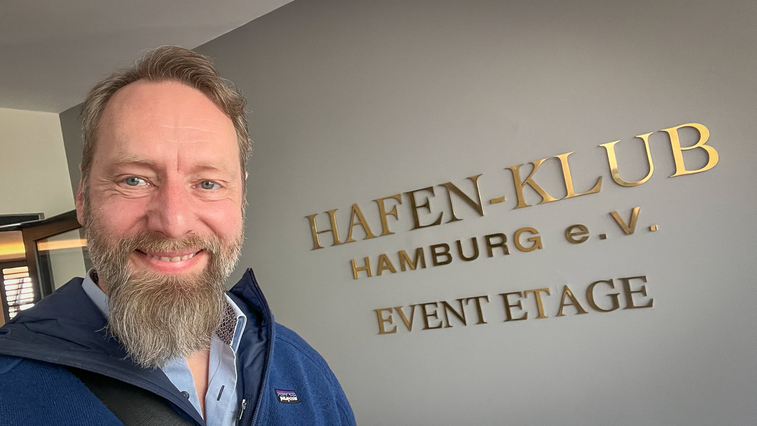 Selfie in the harbour club after a successful lecture